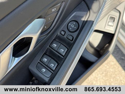 Used 2023 BMW 330i xDrive Sedan w/ Premium Package AWD/4WD image 14