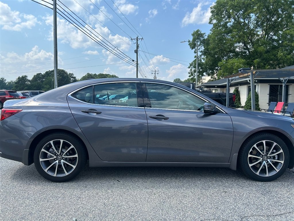 Used 2017 Acura TLX w/ Technology Package FWD image 6