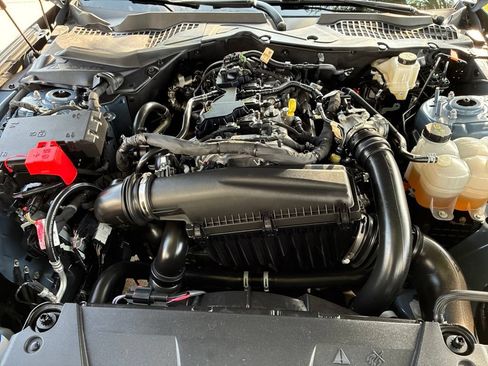 Used 2025 Ford Mustang Coupe RWD image 34
