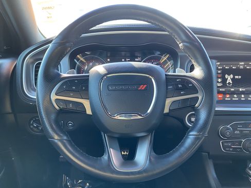 Used 2019 Dodge Charger Scat Pack w/ Dynamics Package RWD image 32