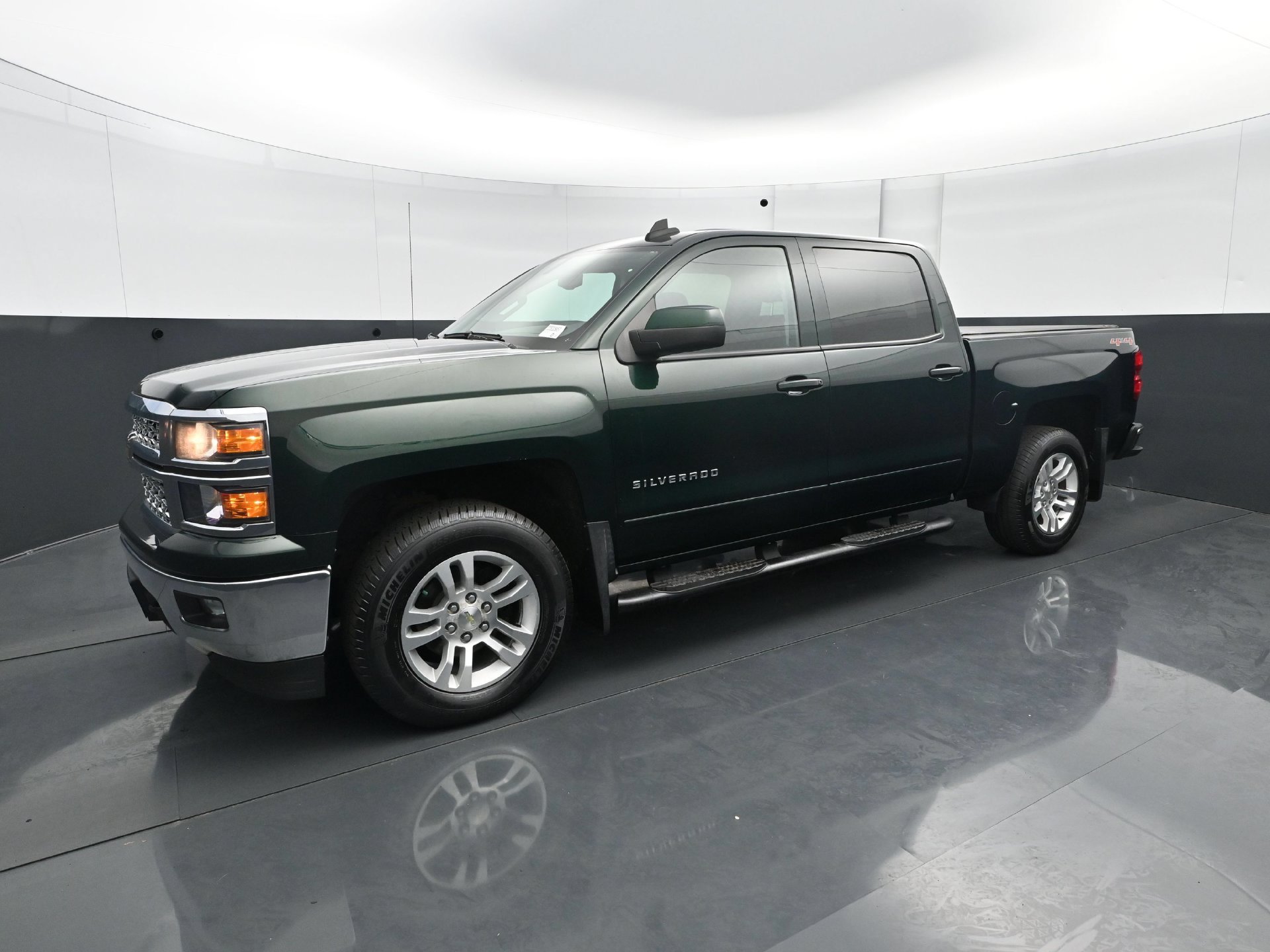 Used 2015 Chevrolet Silverado 1500 LT w/ All Star Edition AWD/4WD image 2