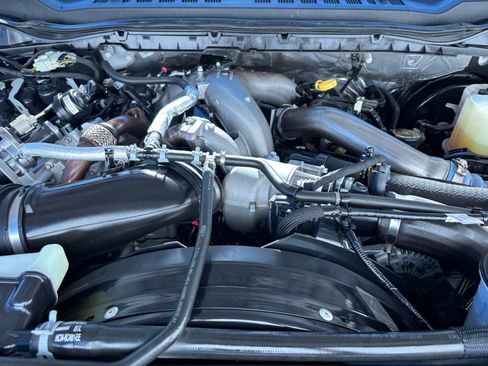 Used 2023 Ford F250 XLT w/ FX4 Off-Road Package image 21