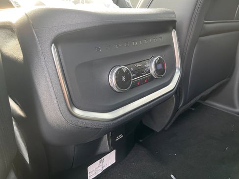New 2025 Ford Expedition Tremor image 38