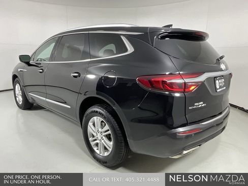 Used 2020 Buick Enclave Essence image 6