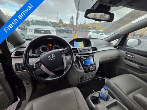 Used 2016 Honda Odyssey Touring image 12