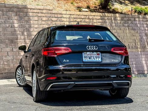 Used 2018 Audi A3 e-tron Premium FWD image 17