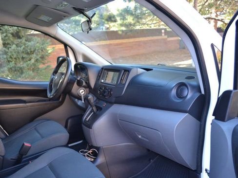 Used 2021 Nissan NV200 S w/ Sliding Door Glass Package image 24