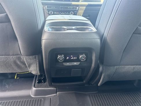 New 2026 Chevrolet Traverse LT w/ Driver Confidence Package image 22