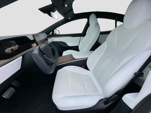 Used 2022 Tesla Model S AWD/4WD image 13