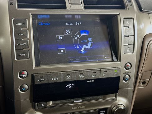 Used 2017 Lexus GX 460 w/ Navigation Package AWD/4WD image 24