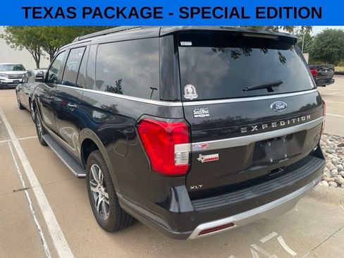 Used 2023 Ford Expedition Max XLT RWD image 2