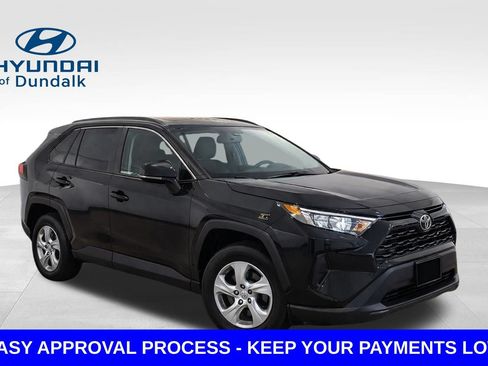 Used 2023 Toyota RAV4 LE AWD/4WD image 5