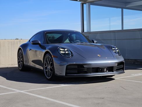 Certified 2025 Porsche 911 Carrera image 10