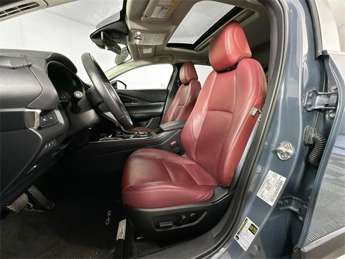 Used 2024 MAZDA CX-30 AWD 2.5 S w/ Preferred Package image 4