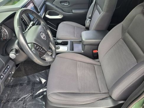 Used 2022 Nissan Frontier SV RWD image 19