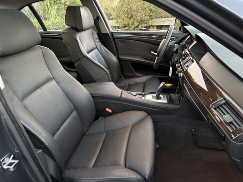 Used 2009 BMW 528i Sedan image 14