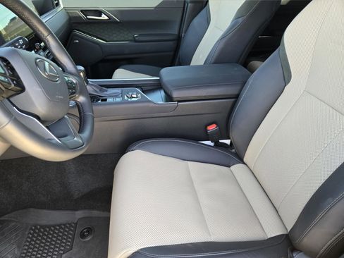 Certified 2024 Lexus GX 550 image 7