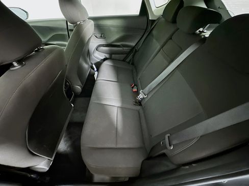 Used 2025 Hyundai Kona SEL image 28