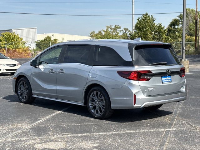 New 2027 Honda Odyssey Touring image 9