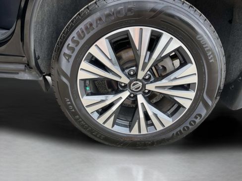 Used 2021 Nissan Rogue SV w/ Premium Package FWD image 28