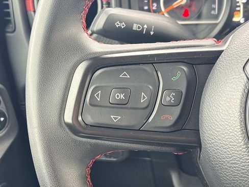 Used 2024 Jeep Wrangler Unlimited Rubicon image 28