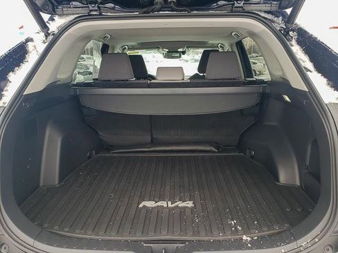 Used 2023 Toyota RAV4 XLE image 25