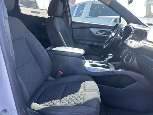 Used 2019 Chevrolet Blazer LT image 34