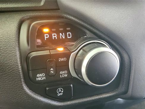 Used 2023 RAM 1500 Big Horn AWD/4WD image 31