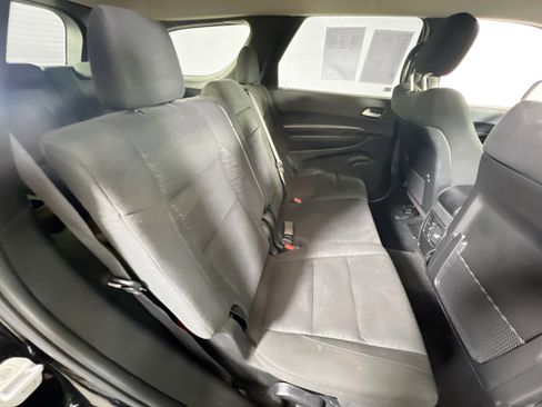 Used 2022 Dodge Durango SXT image 25