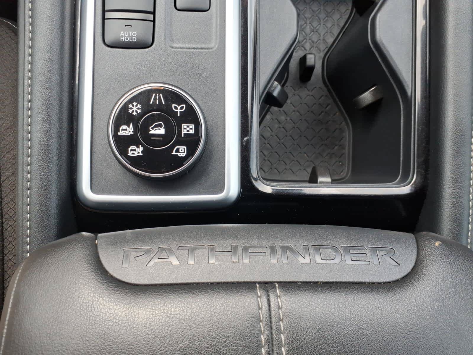 Certified 2025 Nissan Pathfinder SL AWD/4WD image 23