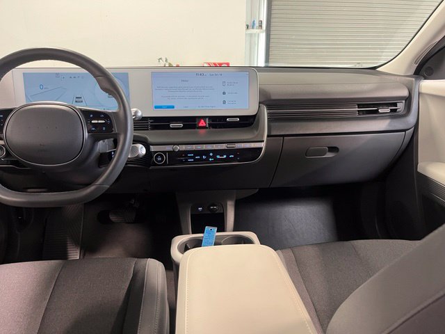 Used 2024 Hyundai Ioniq 5 SEL RWD image 21
