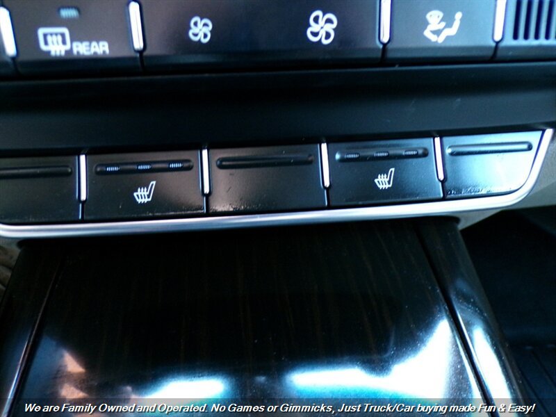 Used 2020 Kia Sorento EX FWD image 40