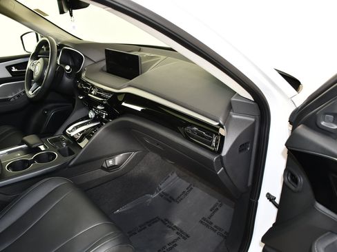 Certified 2024 Acura MDX SH-AWD image 41