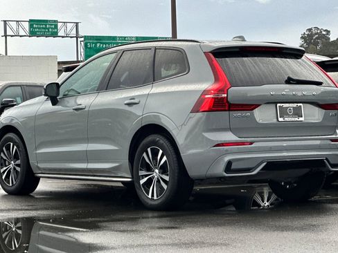Used 2024 Volvo XC60 B5 Core image 6