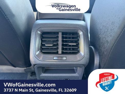 Certified 2024 Volkswagen Tiguan SE AWD/4WD image 12