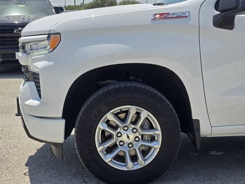 Used 2025 Chevrolet Silverado 1500 RST w/ Convenience Package II AWD/4WD image 8