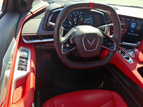 Used 2023 Chevrolet Corvette Stingray Preferred Conv w/ Z51 Performance Package RWD image 10