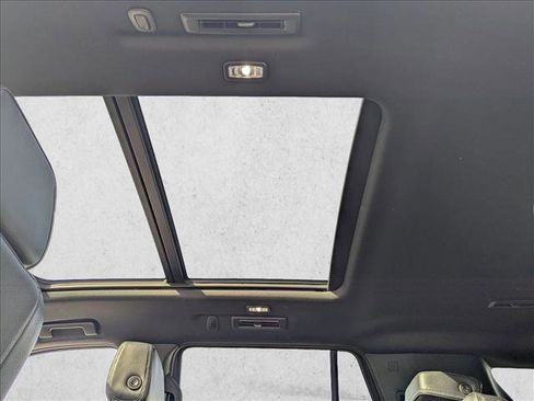 Used 2024 GMC Yukon Denali image 20