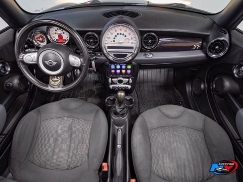 Used 2009 MINI Cooper John Cooper Works image 2