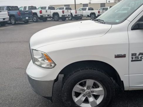 Used 2022 RAM 1500 Classic SLT w/ Protection Group AWD/4WD image 4