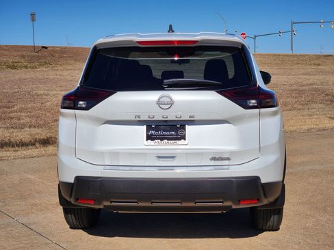 New 2026 Nissan Rogue SV w/ Cold Weather Package image 8