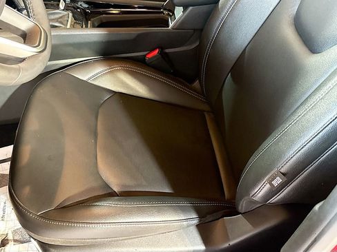 Used 2026 Jeep Compass Limited image 19