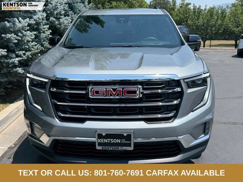 Used 2025 GMC Acadia Elevation w/ Elevation Premium Package AWD/4WD image 2