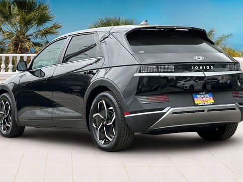 Used 2024 Hyundai Ioniq 5 SEL image 6