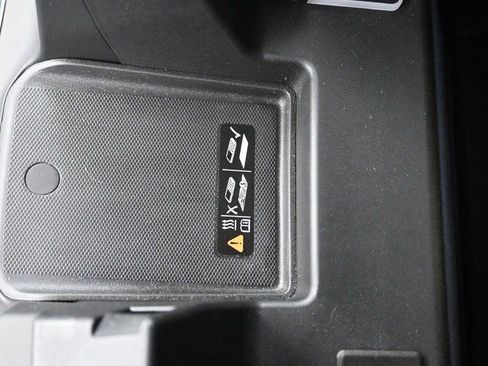 Used 2024 Chevrolet Silverado 1500 LT Trail Boss w/ Convenience Package II image 33