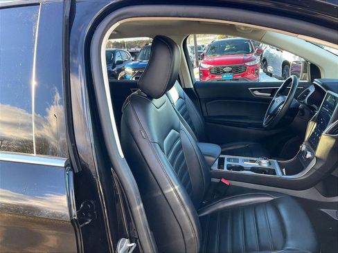 Used 2021 Ford Edge SEL w/ Cargo Accessory Package image 10
