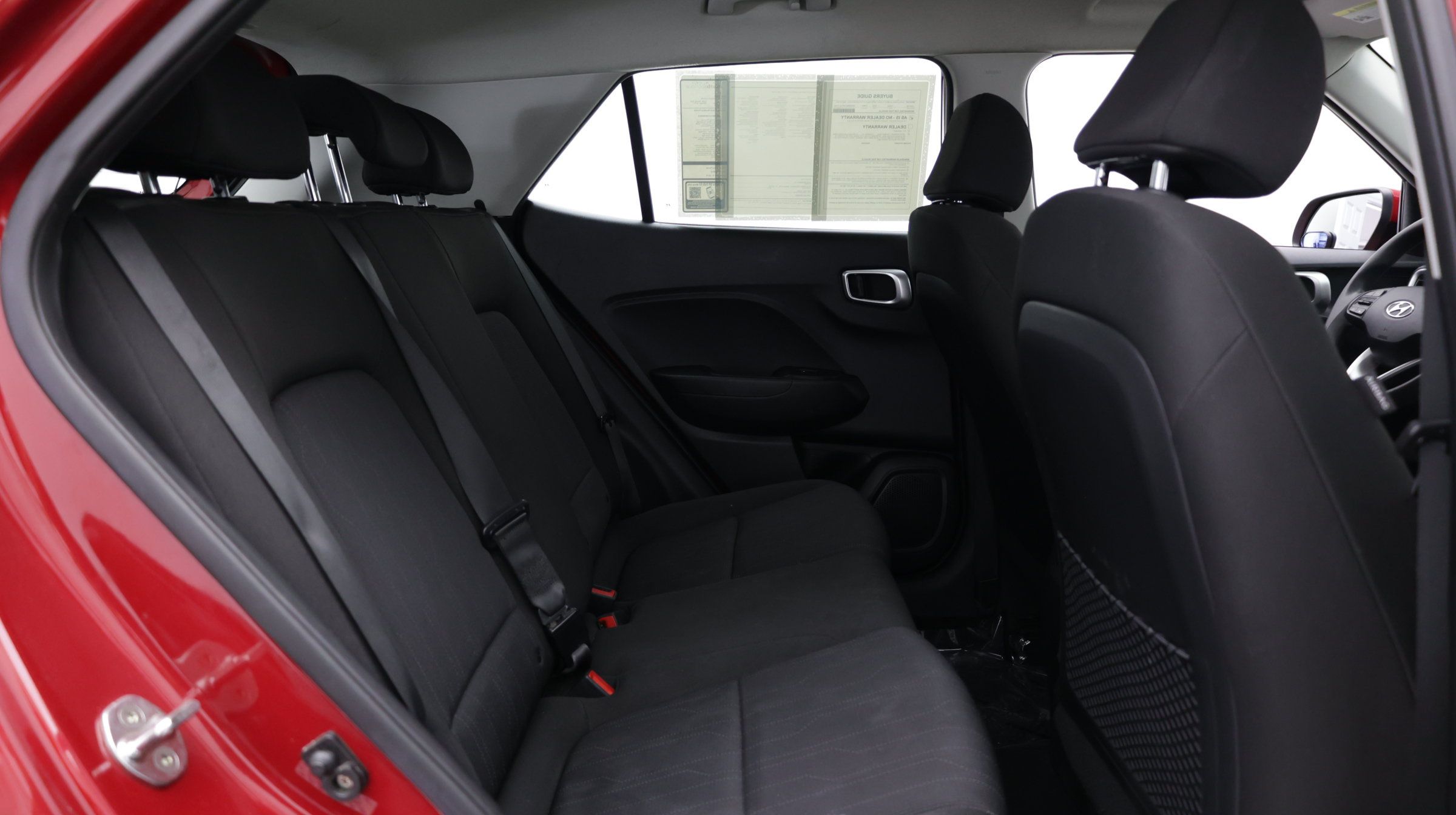 Used 2023 Hyundai Venue SE FWD image 30