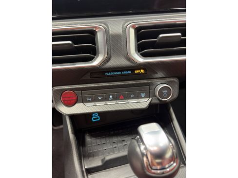 Used 2024 Ford Mustang Premium image 18