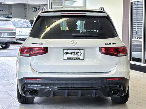 Used 2023 Mercedes-Benz GLB 35 AMG 4MATIC image 5