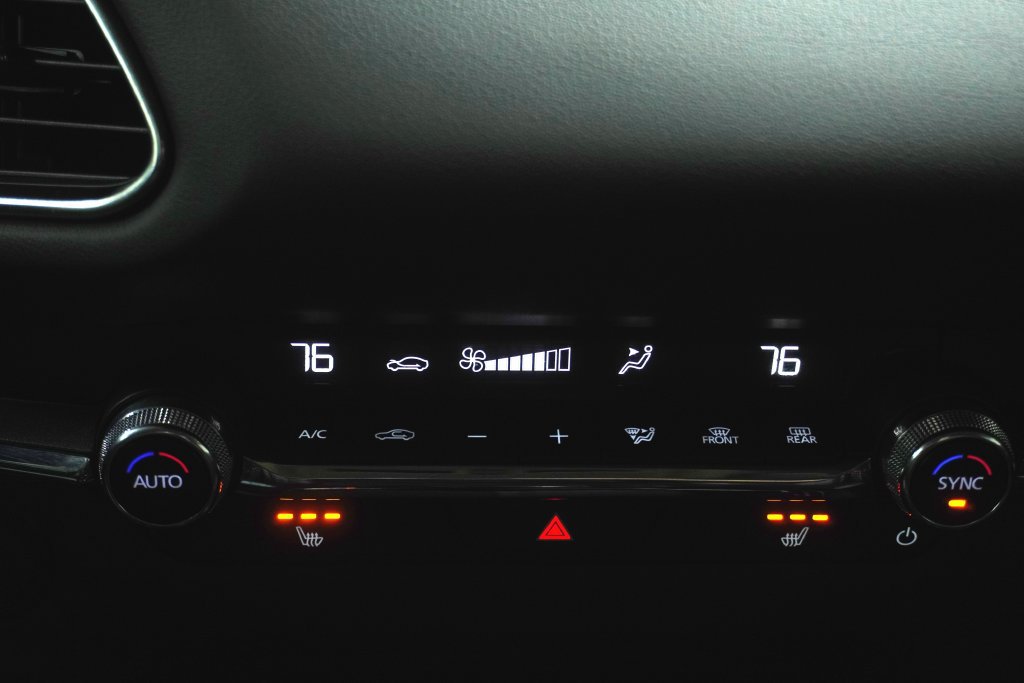 Used 2024 MAZDA CX-30 AWD 2.5 S w/ Preferred Package image 17